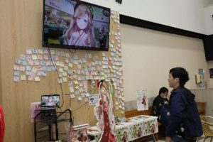 「蕗之葉みもざ」さんと映像と音声でリアルタイムコミュニケーションが取れるアプリを使用したお話し会の様子