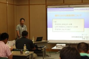 伊藤正志上席研究員が講師を務める様子