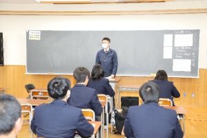 大農OB職員がJA事業を説明する様子